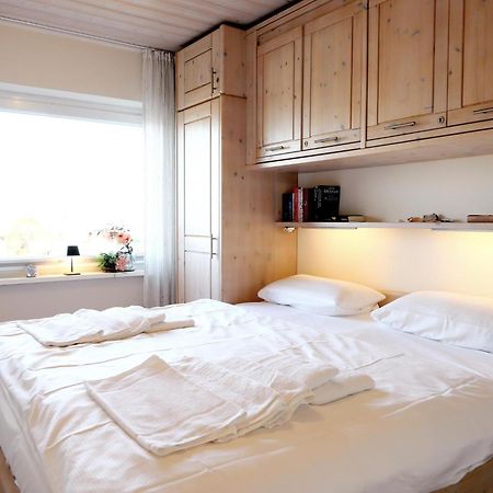 Schoenes Neues Hochwertig Renoviertes 2-Zimmer Appartement In Der 4. Etage. Вестерланд Экстерьер фото