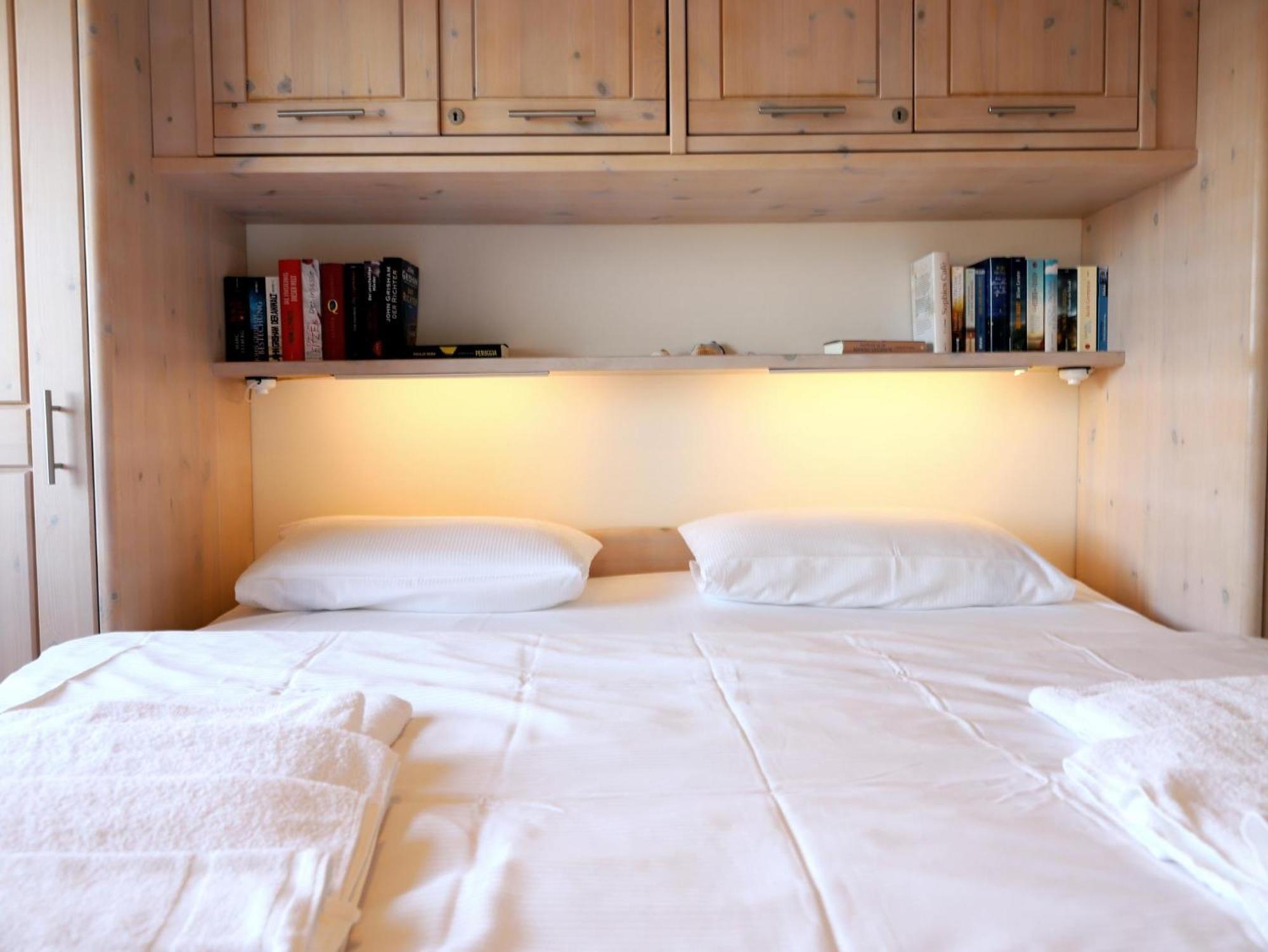 Schoenes Neues Hochwertig Renoviertes 2-Zimmer Appartement In Der 4. Etage. Вестерланд Экстерьер фото