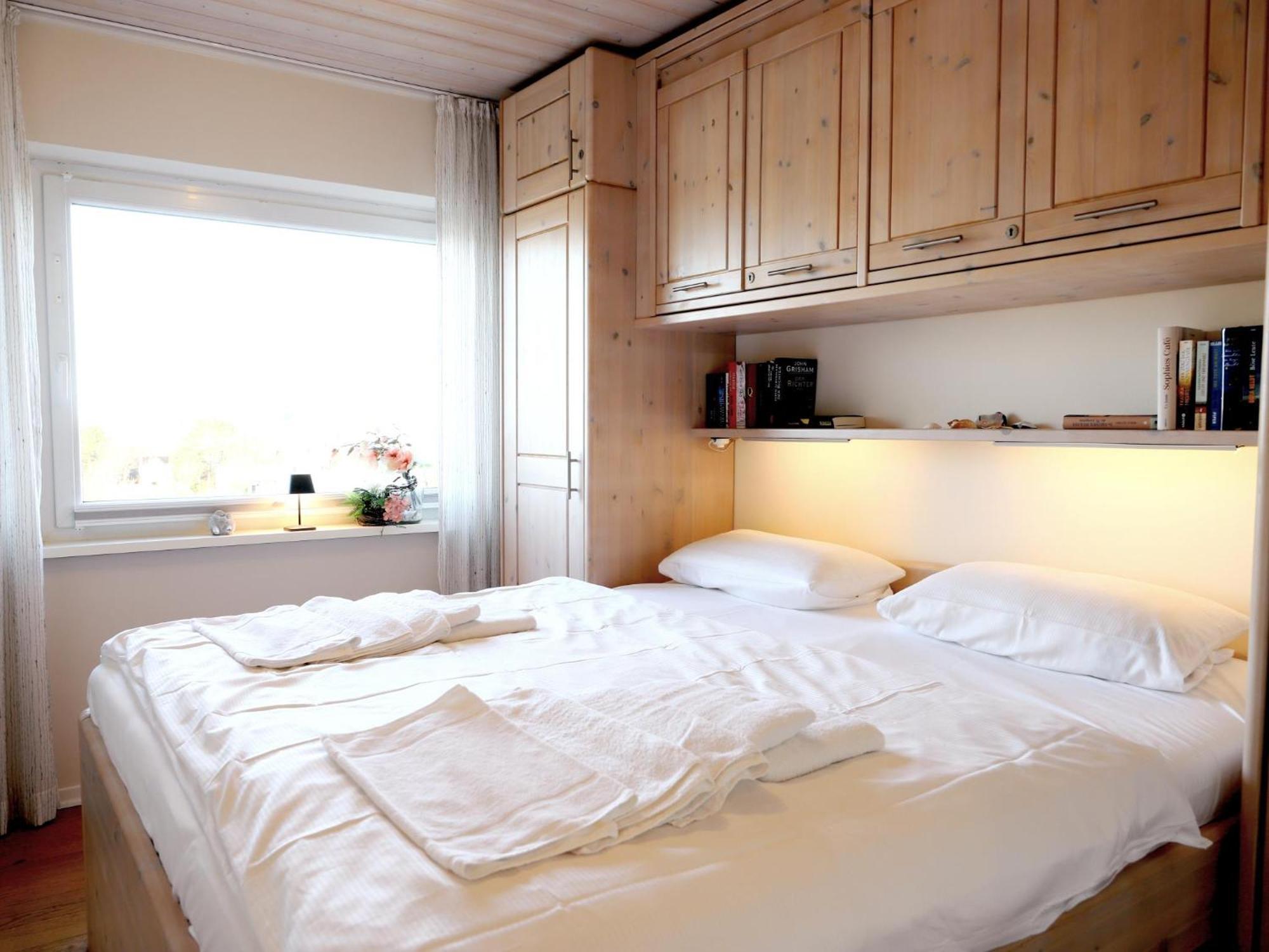 Schoenes Neues Hochwertig Renoviertes 2-Zimmer Appartement In Der 4. Etage. Вестерланд Экстерьер фото