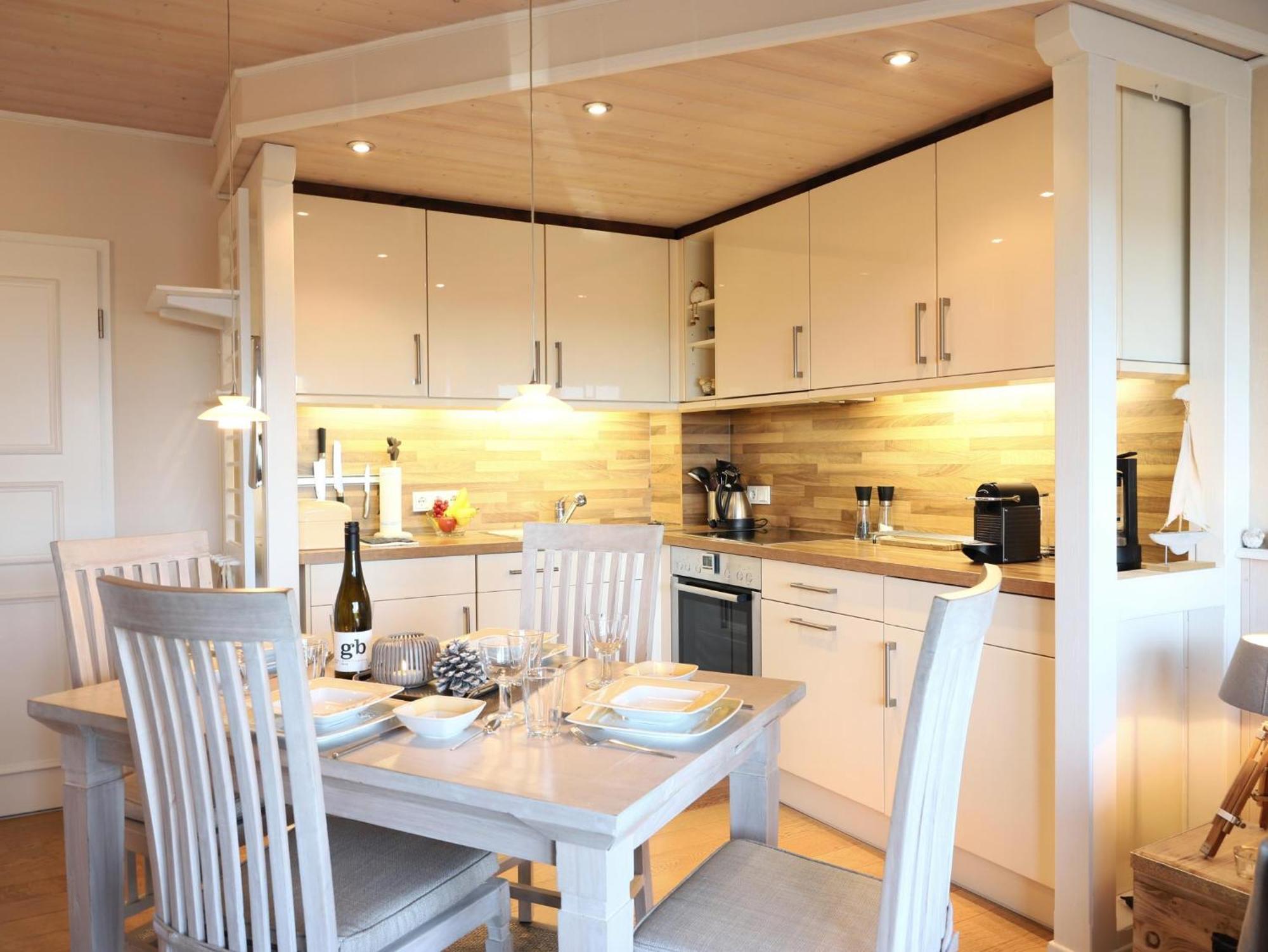Schoenes Neues Hochwertig Renoviertes 2-Zimmer Appartement In Der 4. Etage. Вестерланд Экстерьер фото